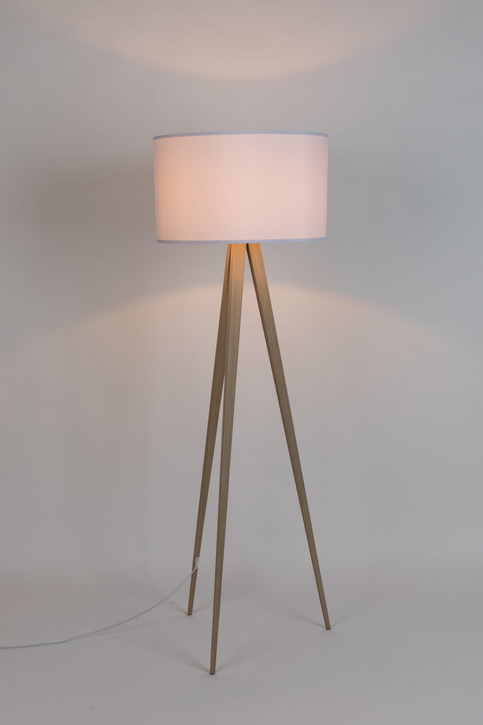 Zuiver Tripod Wood White Floor Lamp